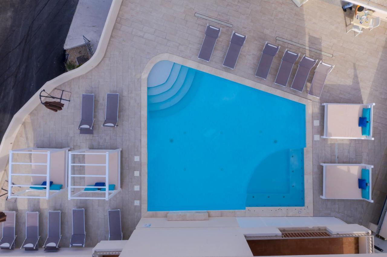 圣特雷莎加卢拉La Contessa Pool & Sea View公寓式酒店 外观 照片