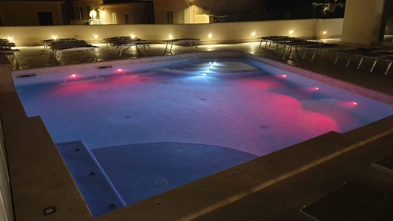 圣特雷莎加卢拉La Contessa Pool & Sea View公寓式酒店 外观 照片